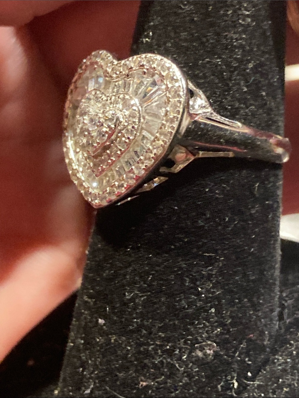 925 Silver CZ Heart Ring - Picture 4 of 11